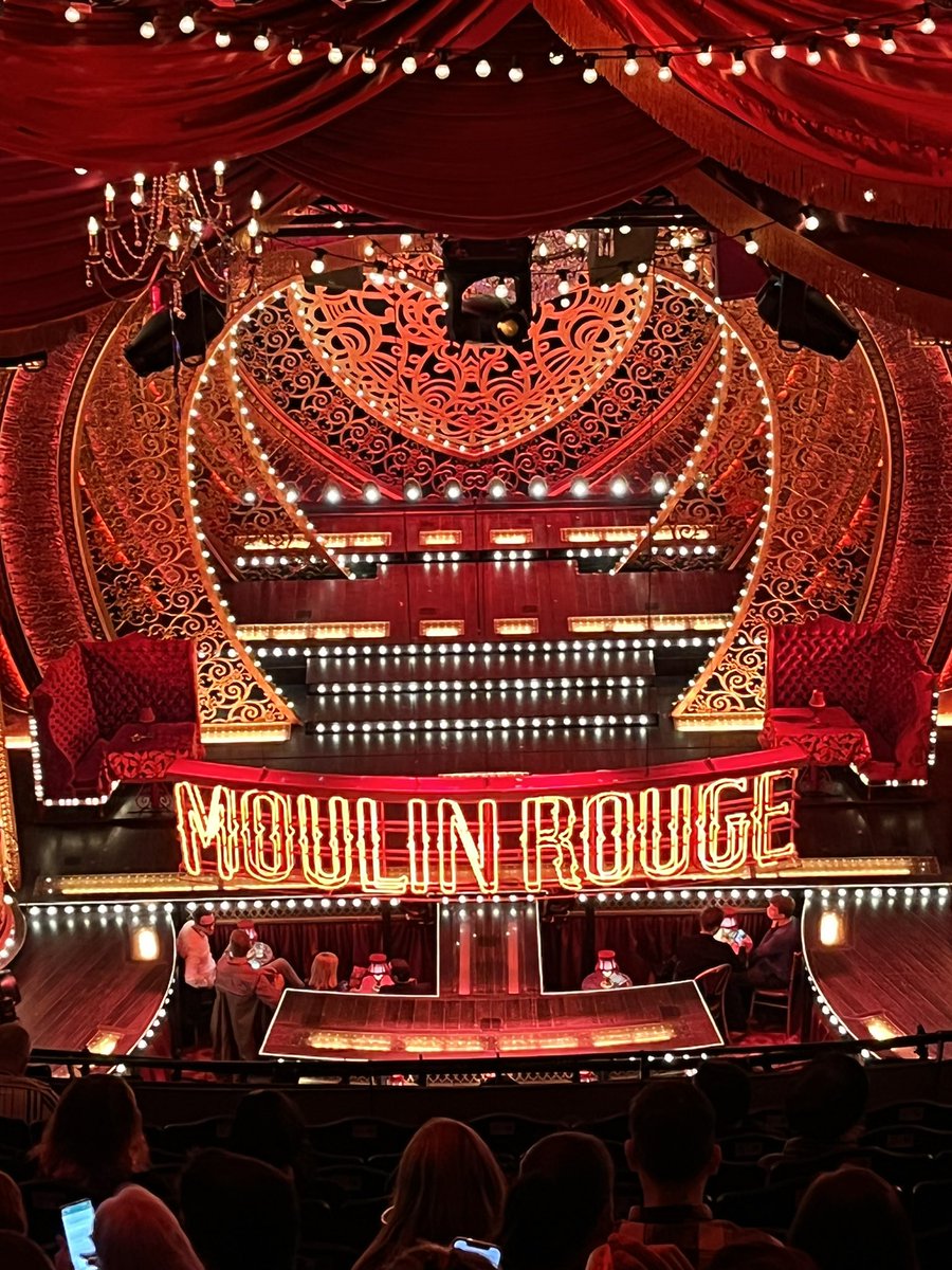 steve1246's tweet photo. .@moulinmusicaluk was pretty darn good 💃💃👯‍♀️👯👯‍♂️ https://t.co/iuCEkDpQn2