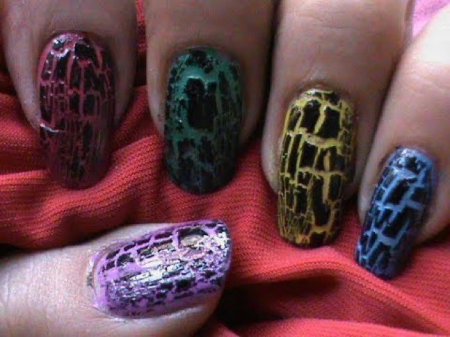 boohoo's tweet photo. What beauty trend do you regret and why is it this? https://t.co/EaQrCtqZEY