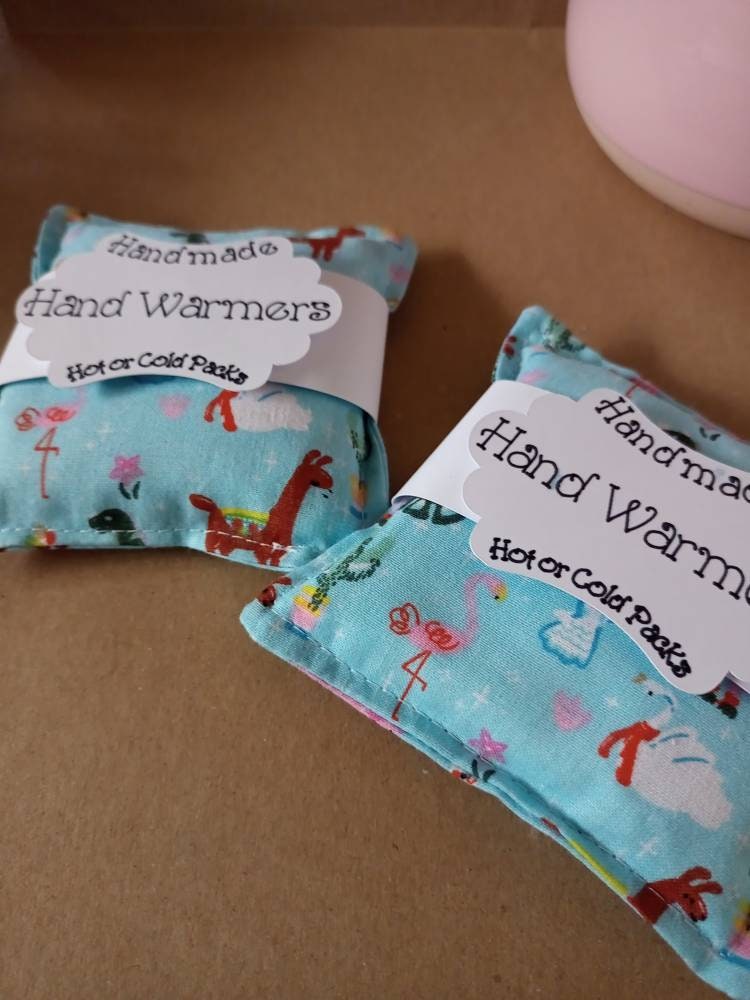 Crazziemomma's tweet photo. Dino Llama Design Pocket Hand Warmers - Handmade - Perfect for Cold Weather - Make Great Stocking Fillers - Can be used as Cold Packs https://t.co/XarNdDymnQ #rainbow #christmas #handwarmer #pocketwarmer #coldpack https://t.co/zCccHWXh23