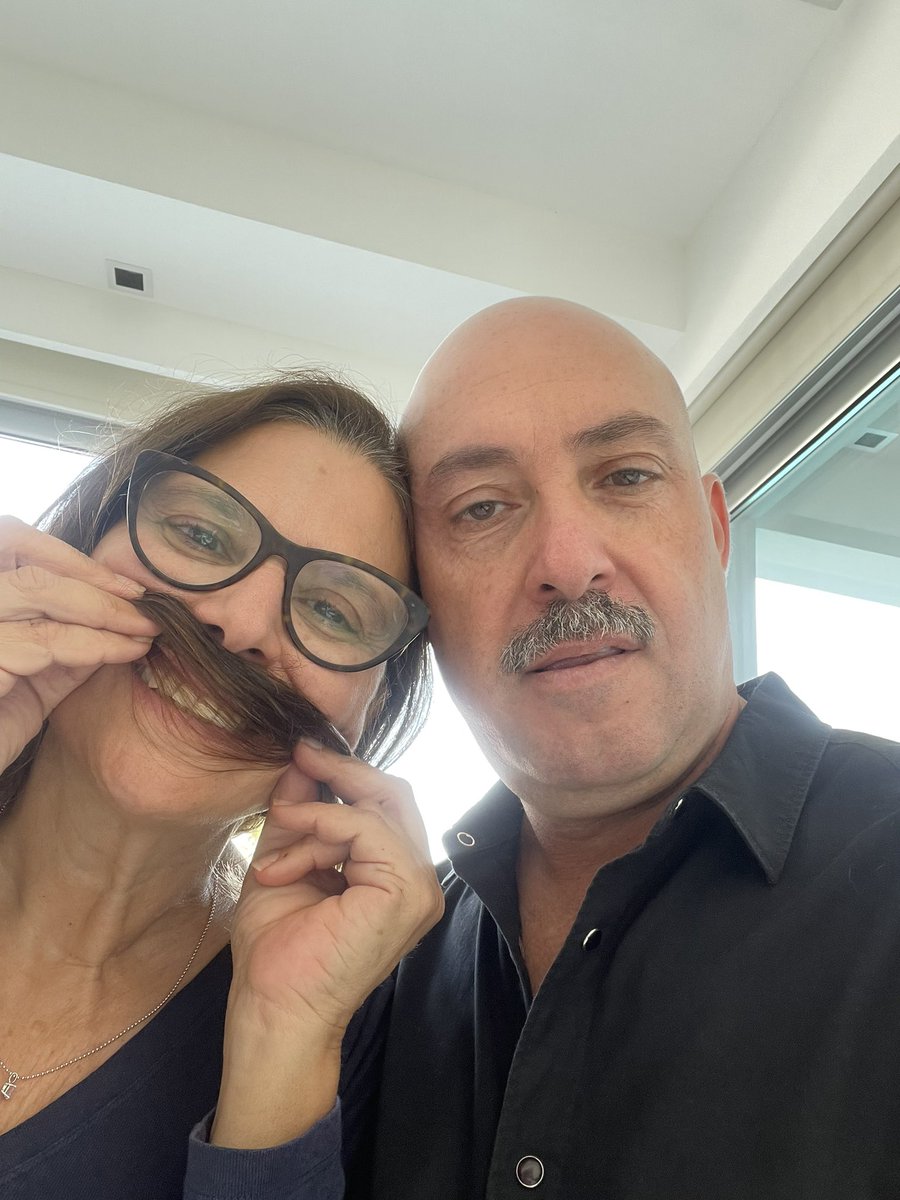 Τελευταία Κυριακή του #Movember2021 κ ετοιμαζόμαστε να ξυρίσουμε το Μουστάκι. Δεν είναι «αντριλίκι» να ντρεπόμαστε να εξεταστούμε για καρκίνο των όρχεων κ προστάτη ούτε να ζητήσουμε βοήθεια για την Κατάθλιψη. Προσέχουμε για όσους αγαπάμε. #ManUp #GetChecked <a href="/MovemberCY/">Movember Cyprus</a> <a href="/KEO_Beer/">KEO Beer</a>