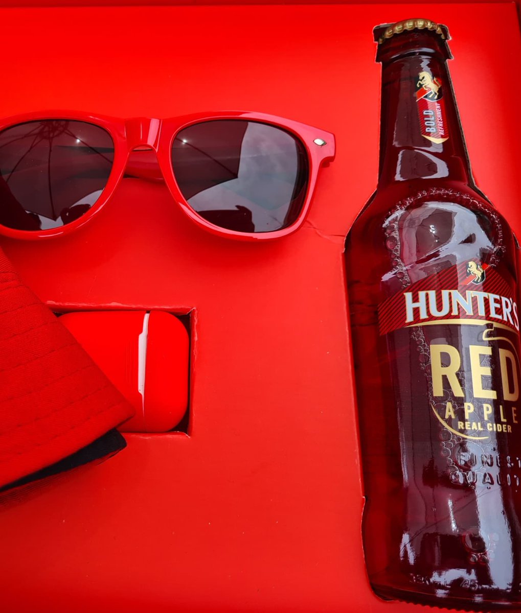 Boozy_Foodie's tweet photo. I thoroughly enjoyed  @Nadia_nakai and @OfficialTshego's road trip with @hunterscider visiting Mzansi's trendiest spots and holiday destinations!  Did you catch all the action?  Did you enter to WIN?  
#RefreshThis #RedRoadTrip #LetsRefreshThis https://t.co/ImzTX6v3hx