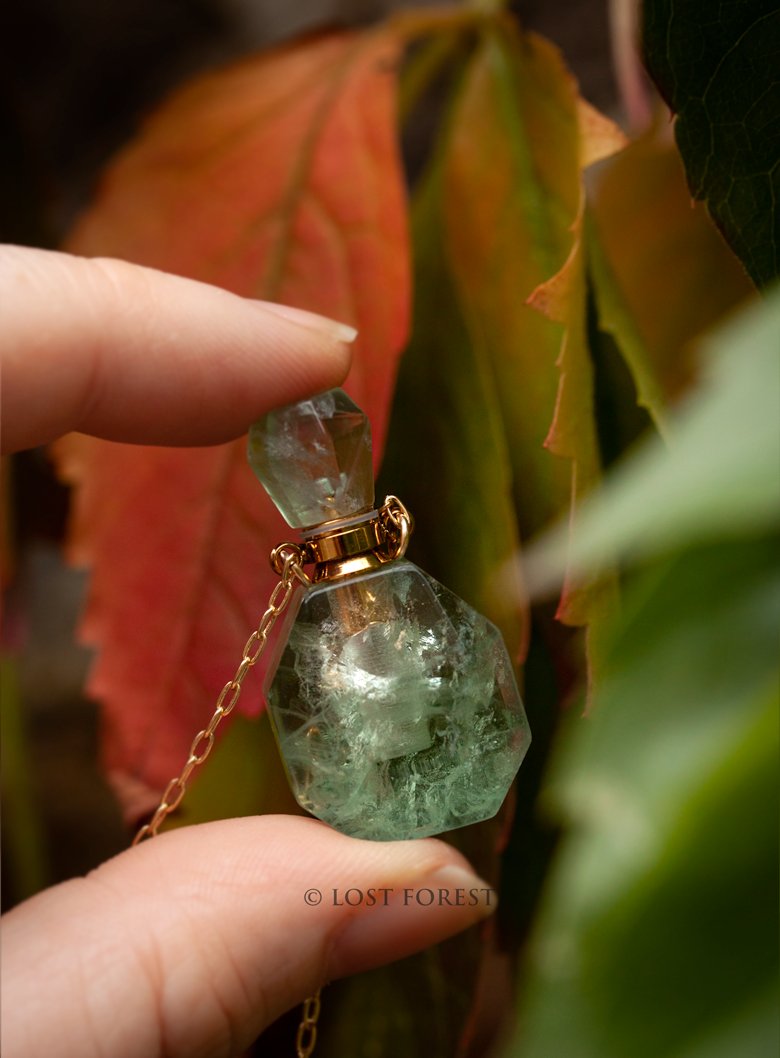 LostForestShop's tweet photo. #ShopSmall and #BuyIrish this Christmas with handmade treasures from the Lost Forest https://t.co/L8lcgXyAzk #IrishXmasPresents #IrishGifts #SmallBusinessSaturday #jewellery #IrishCraft #IrishArt https://t.co/j9OiQepUHP