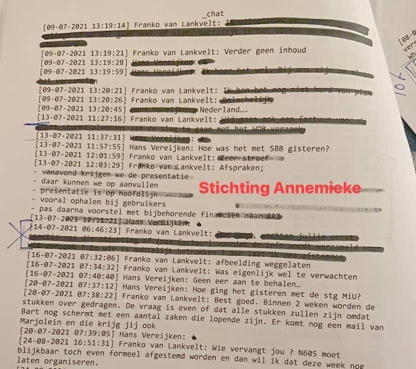 EnAnnemieke's tweet photo. Wat vindt u belachelijk @FRANKOvLankvelt? Het is mijn burgerrecht om WOB-verzoek in te dienen bij NL overheid.Waarom spreken jullie met elkaar over mijn stichting en WOB-verzoek? @gemUden @HansVereijken #maashorst @AWJAvanHattem @RaadLanderd #uden #landerd @JanCeesVogelaar https://t.co/Gvy8K76EnJ