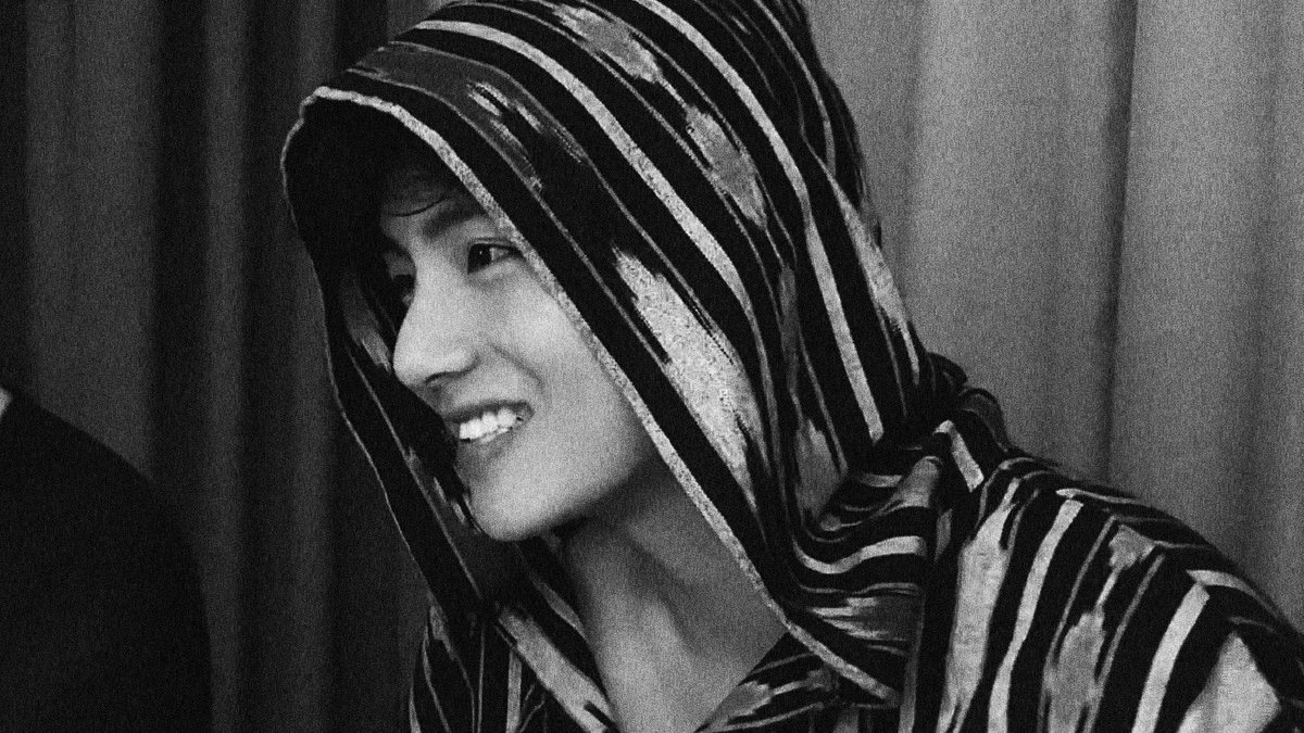 wishustD's tweet photo. Kim Taehyung in Morocco, in the 40s https://t.co/xrwaol2MT6