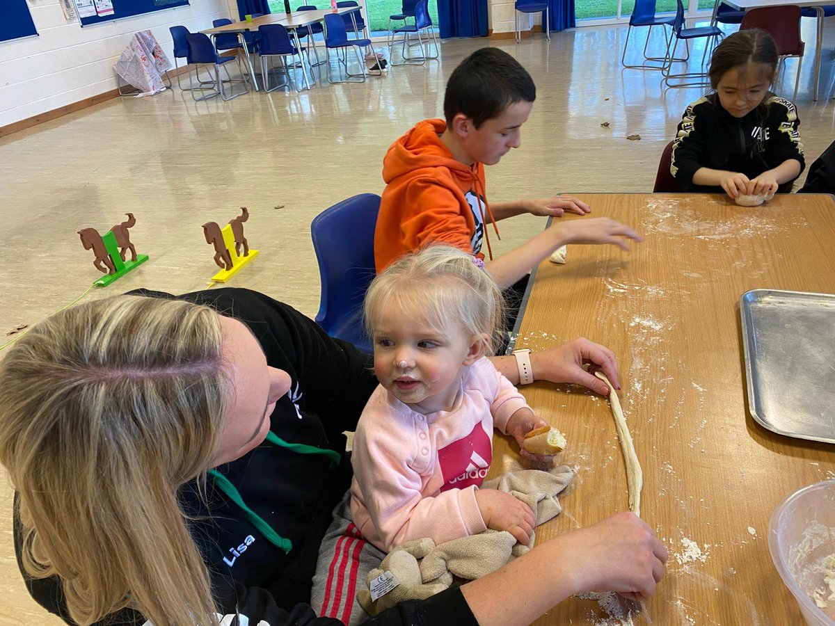 MissWellsUnity's tweet image. Lily’s been having a great time making lots of friends on cub camp with @57thBlackpool