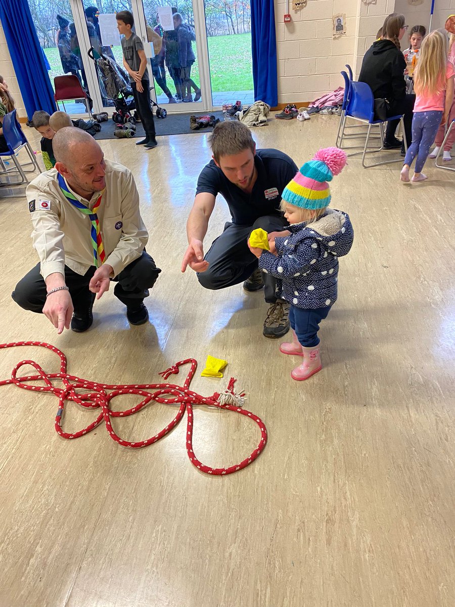 MissWellsUnity's tweet image. Lily’s been having a great time making lots of friends on cub camp with @57thBlackpool