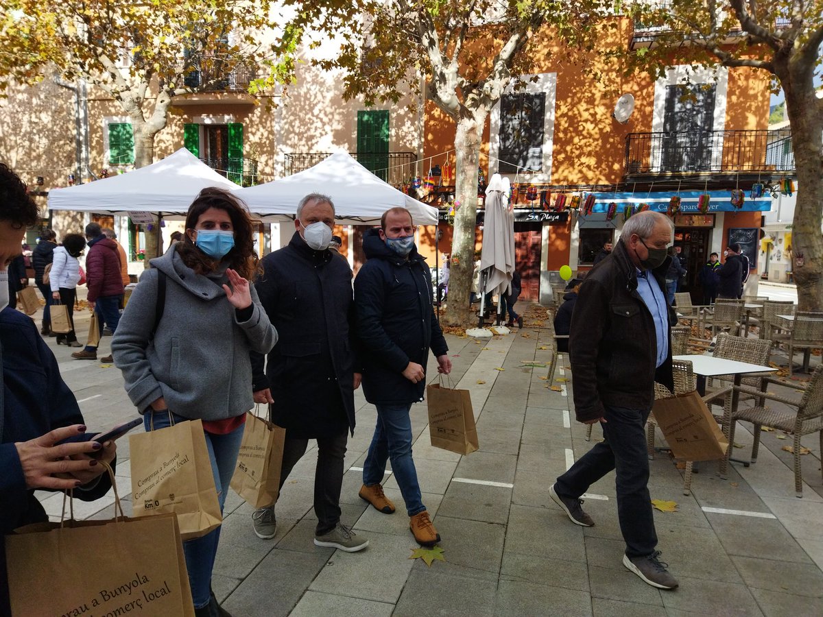 mirgual's tweet photo. 🍄 Ha estat un plaer assistir a la #firademuntanya de Bunyola. Una oportunitat per conèixer els valors no només naturals sinó també culturals d'aquesta terra. Us anim a visitar-la! 
 
👏🏻Gràcies per la convidada i bona fira! https://t.co/O2blD2JxGZ