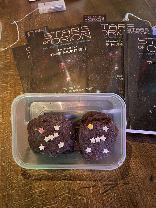 warrior_orion's tweet photo. #shoutout to #astronomers + other guests at my Launch Party for Stars of Orion last Wed: If anyone kindly took photos or video pls reply or DM me (don't blackmail me😎)... many thanks! 👍📲📽️
#astronomy #BookTwitter #Launch #partytime https://t.co/pgQVvETP1D