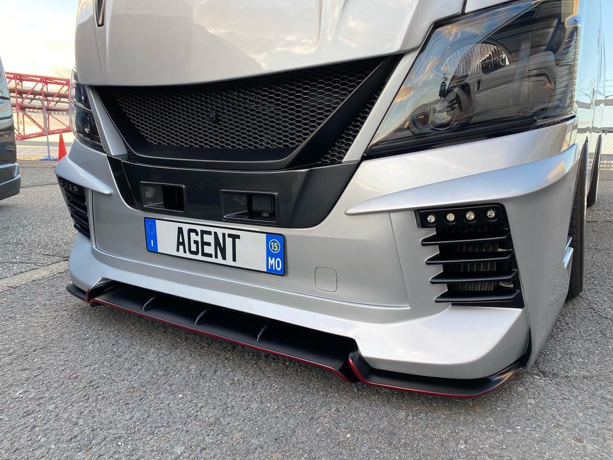 sadcustomjapan's tweet photo. AGENT NV-R caravan
2021NEW仕様‼︎
スペシャルニスモカラーバージョン✨
#sad #sadcustom #sadcustomjapan #teamsad #stingerj #stinger #agent #daisy #hiace #200hiace #lamborghini #aventador #aventadors #aventadorsvj #huracan #ランボルギーニ #スーパーカー https://t.co/JMX28HcCGL