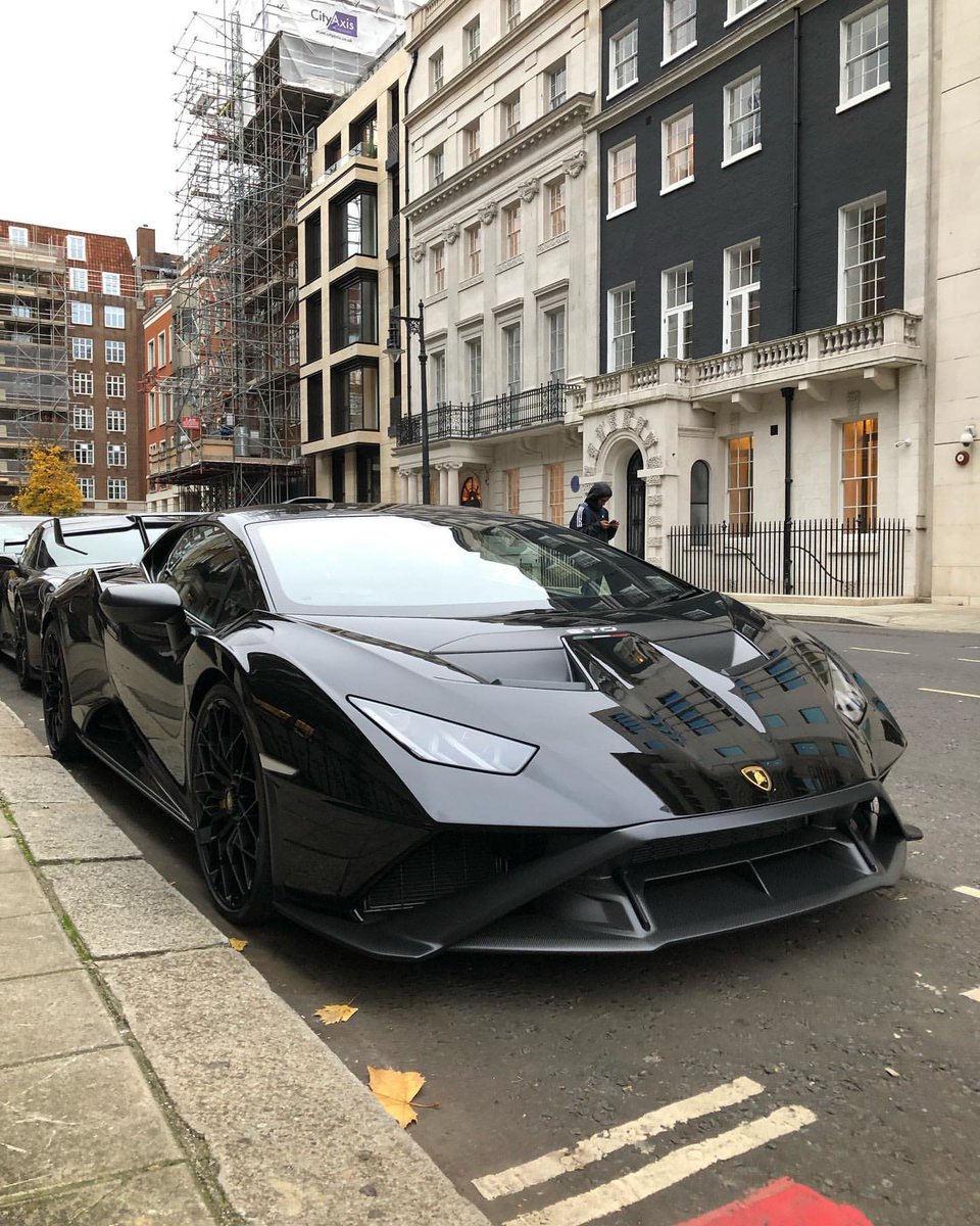 carpxrnpicx's tweet photo. Huracan STO https://t.co/MYfoJfn4nZ
