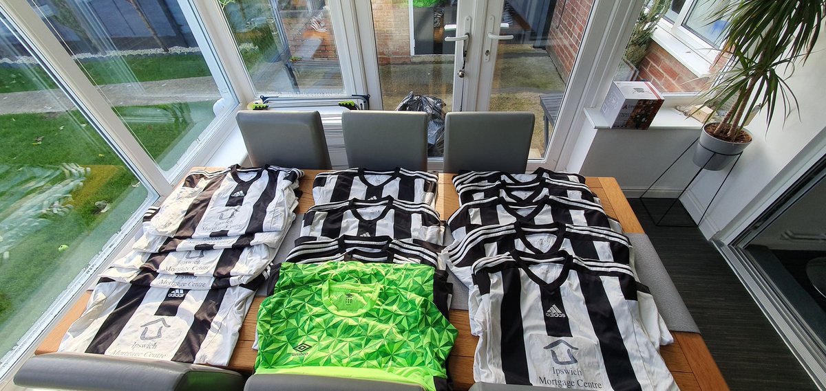 Anyone clubs interested in buying  Adidas 2nd Tops only with Goalkeepers Top numbers 2-17 A few tops missing which are 12-13 if we find them will add them inbox us if your interested....

Also have a Grey Nike Tops too will put them up soon....

Thanks