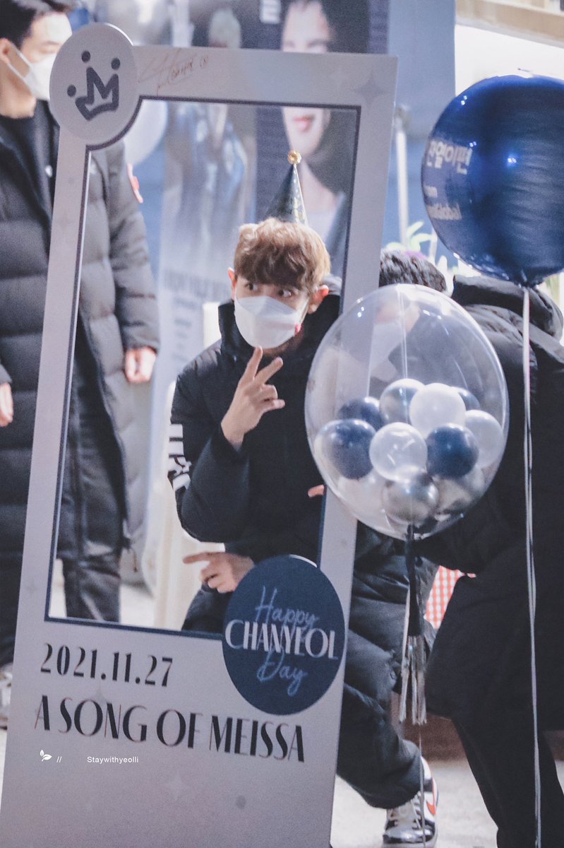 StayWithYeolli tweet media