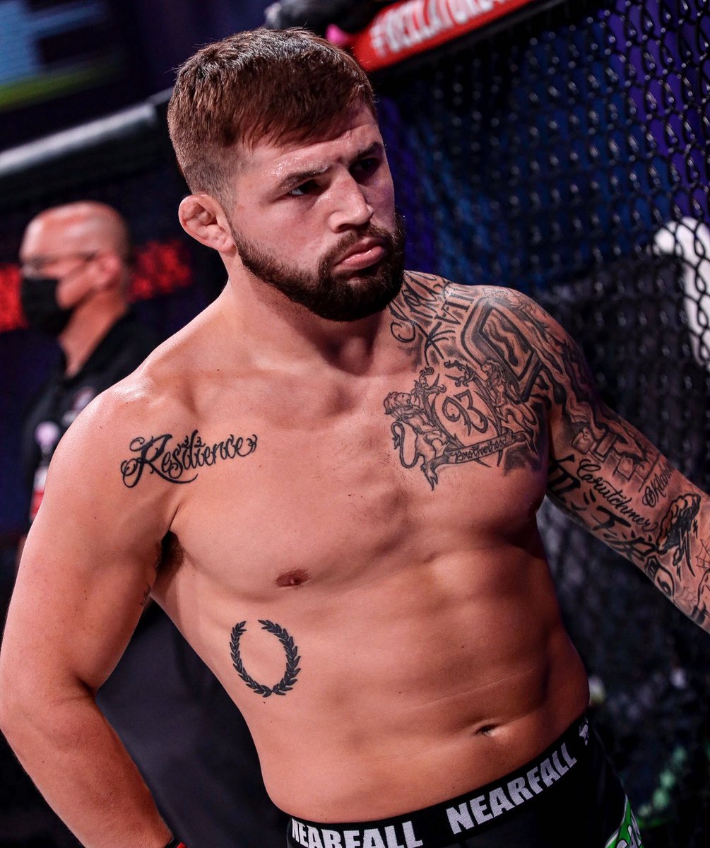 KyleCrutchmer's tweet image. FIGHT WEEK!!!! #letsgoooo
#DEC3rd #BELLATOR272 

#OKLAHOMASOWN #918