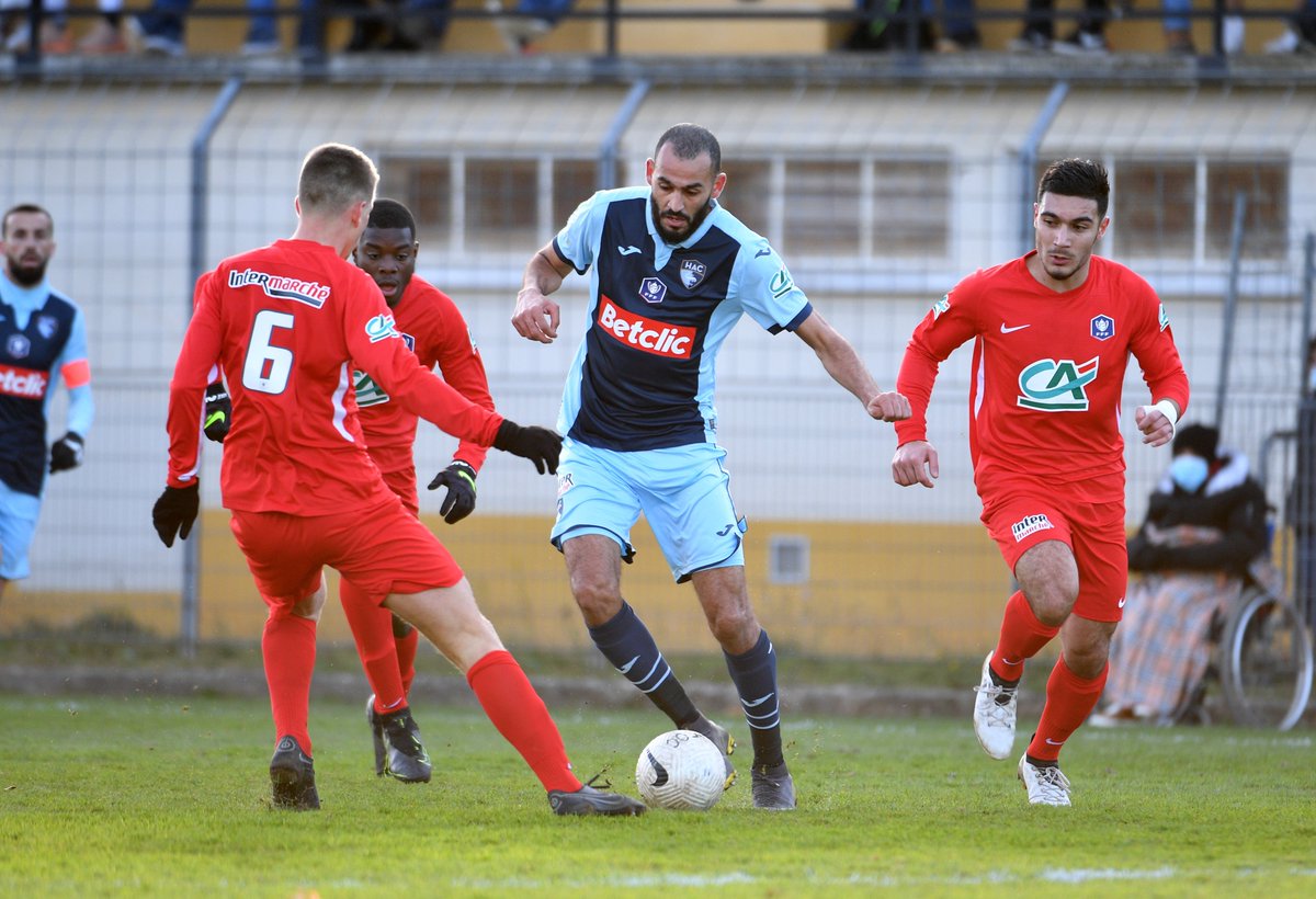 Footballogue's tweet photo. [#CDF🇫🇷] Sensation en Coupe de France ! 🏆

Chauvigny, club de National 3, vient d'éliminer Le Havre (Ligue 2) en 64ème de finale. Bel exploit ! 👏

📸 @HAC_Foot https://t.co/HLI6KepAsm