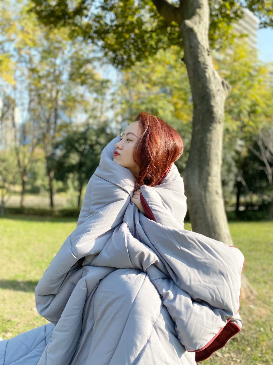 Cozy anywhere! 💤You can also enjoy a comfortable comforter outdoors.🤣

#sleepzone