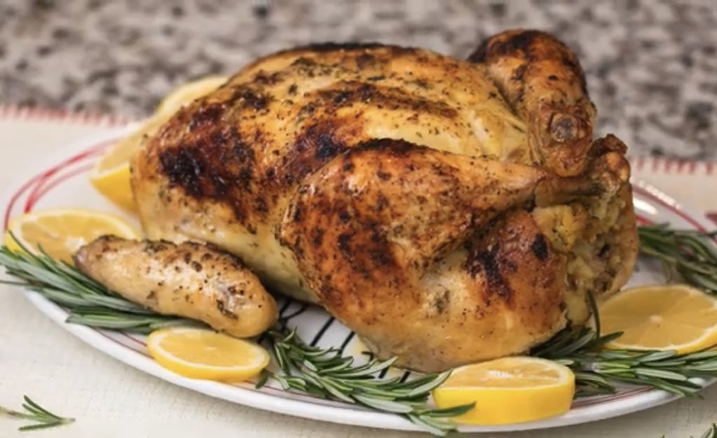 CookingwithRody's tweet photo. Ya subi mi video disfruta #pollorellenoconpuréonLimon #pollorelleno #stuffedchicken #recipes #foodies #foodiesofinstagram #foodiesofyoutube #pty507 #pty #cookingwithrody #videodecocinar #holidaycooking #recetanavideñas https://t.co/BjoAGhxymK