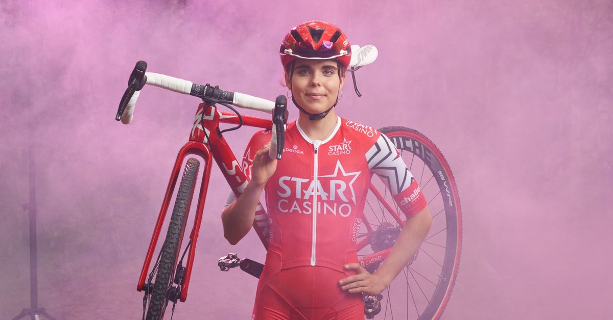 Feature Interview: Anna Kay

After a broken collarbone in September,  <a href="/AnnaKay_3/">annakaycx</a>  (Star Casino) came back with a stunning win and the top results continue to come with 5th in the Trofee Kortrijk Urban Cross. We chat.
velouk.net/2021/11/28/fea…

Brought to you by <a href="/TrainSharpJon/">trainSharp.co.uk</a>