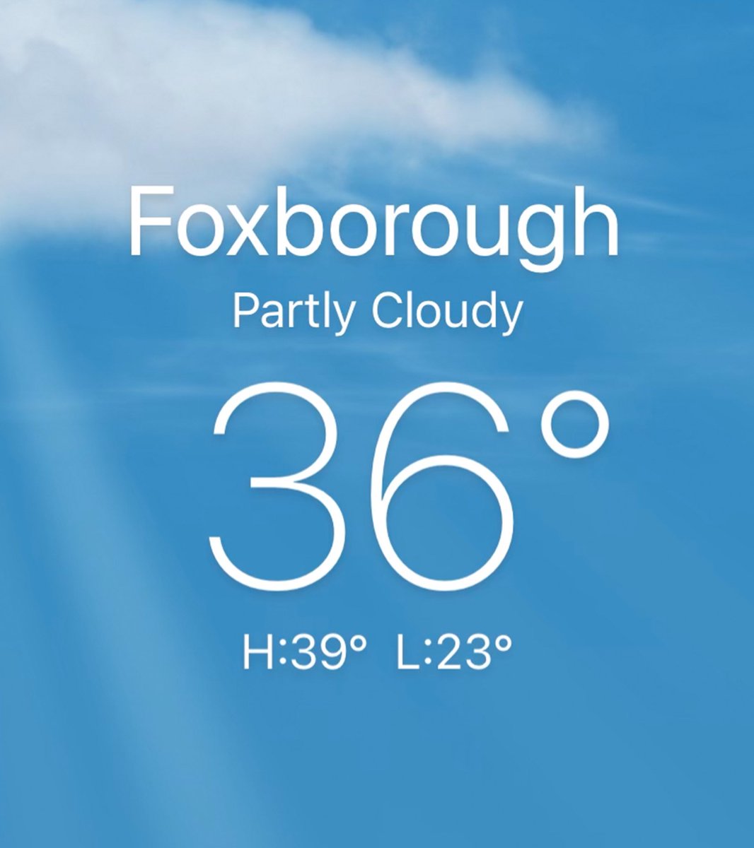 Patriots's tweet photo. The weather:        @dandrews61: https://t.co/X0tzXGJ7Gs