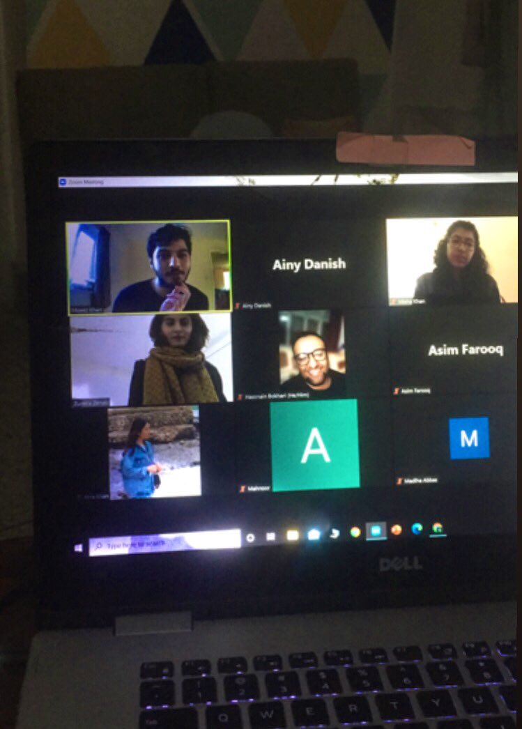 imkuratulain's tweet photo. Ending my week with a light-hearted science conversation at @Genes_Machines ,starting from earthworms collecting toxins in soil, to dung beetles using Milky Way as navigation tool and heard @KhanMak12 as he speaks about his work and Brazilian mosquitoes infected with Wolbachia. https://t.co/Apc2QR0Y9j