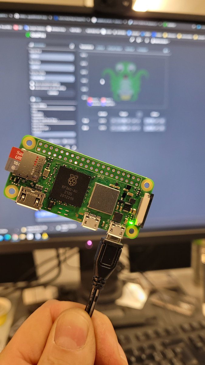 FedeMde's tweet photo. I love this little baby!!!! #raspberrypi #RaspberryPiZero2W #octopi https://t.co/4a7QJvAKSR