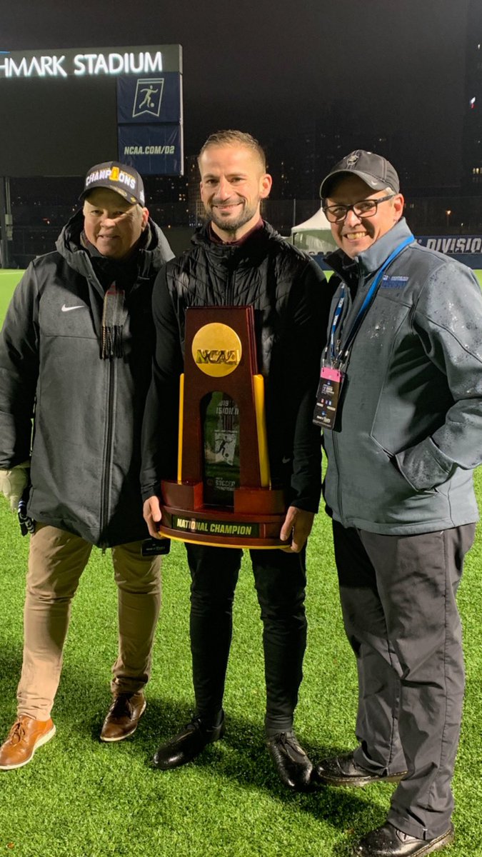UofChasAD's tweet photo. Coach Stratford is now on to the Elite 8 with WVU men’s soccer. I hope all of the folks that cheer on Mountaineer basketball and football will get behind this team! Dan is a class act and an incredible coach, worthy of your support, WVU Nation. https://t.co/1ebHBAKwL6
