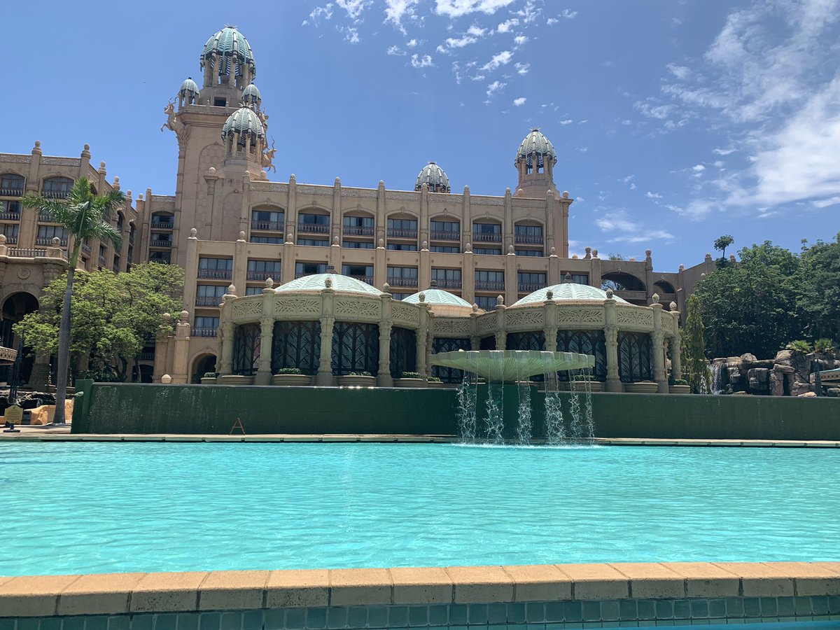 Shel_soldier's tweet photo. Sun city was such a vibe! I hope @yunitanaidoo143 enjoyed our anniversary weekend away. Now to crush this week and usher #Decemba in https://t.co/QPFPgnRToA