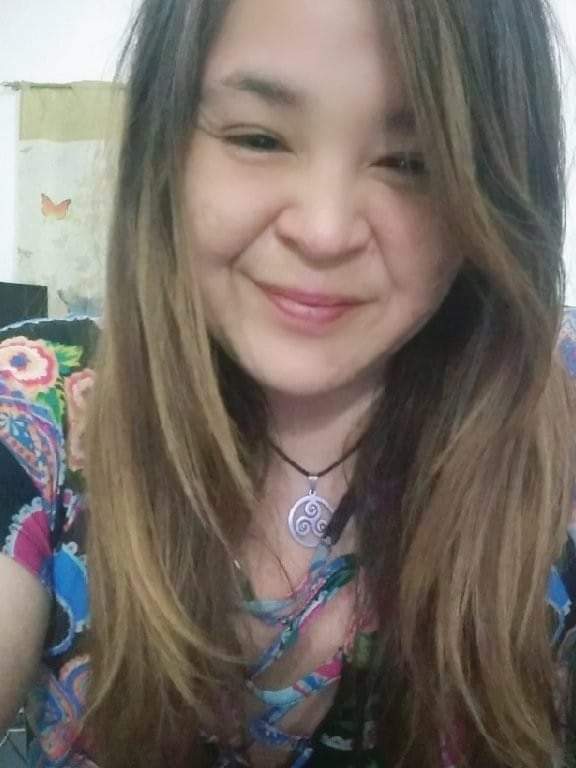 Ya soy COACH ONTOLOGICA PROFESIONAL! En el camino dejé de fumar, me elijo, me incluyo en las relaciones, acuerdo expectativas y muchas cosas más. Es fascinante. Recomiendo a todes entrar en este mundo MÁGICO y después me cuentan.