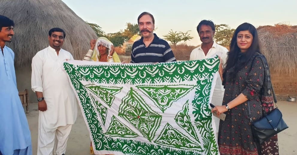 AnsarBurney's tweet photo. Work in different villages of #Thar Water projects, Interfaith Harmony and Women Empowerment of Ansar Burney Trust #Pakistan #SolarPowerWaterProjects #HumanRights #Peace #InterfaithHarmony #WomenEmpowerment #Education #NoPoverty #Humanity #StopHumanTrafficking https://t.co/rj7vQRrHIh