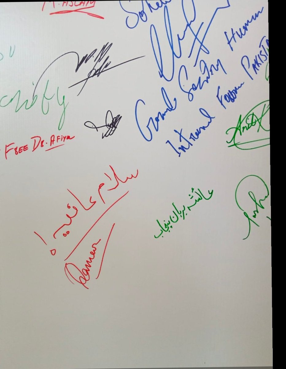 ExMemerr's tweet photo. #FreeAafiaSignCampaign
@AyeshaBurhan_ Head women wing team Aafia signed free Aafia banner
#FreeAafiaSignCampaign
@Teamaafia1
@Aafiamovement https://t.co/aK6PvWQZyh
Msyp