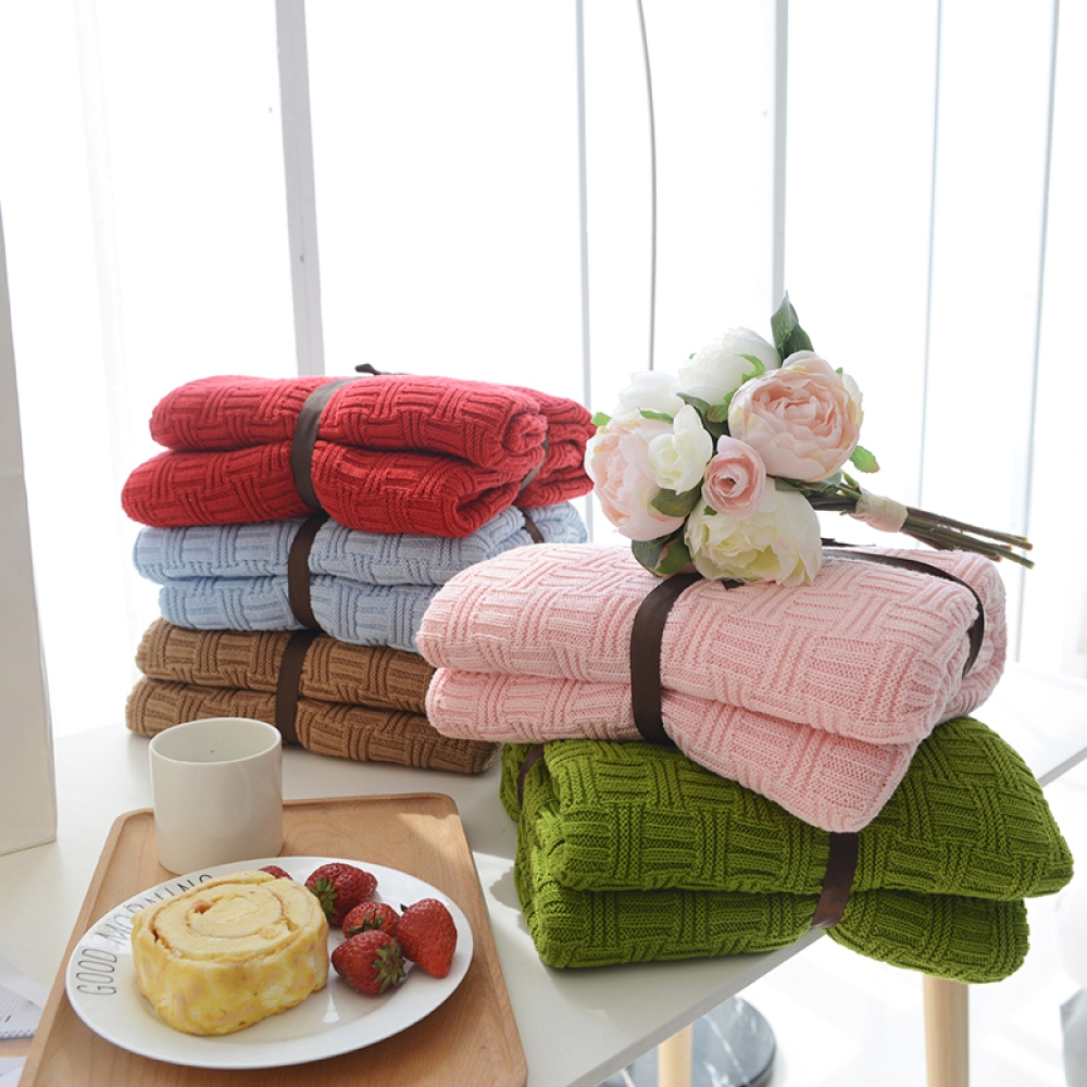 thelivingstyles's tweet photo. Knitted Solid Color Throw Blanket #homedecor #interiordesign https://t.co/ZHPizbI4Hk https://t.co/p2ph5zivaL