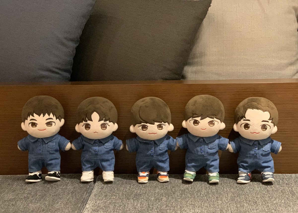 #깜깜해지면_더밝아지는_우리의하얀밤
#BLACK_뉴이스트_비춰줄게_반딧별