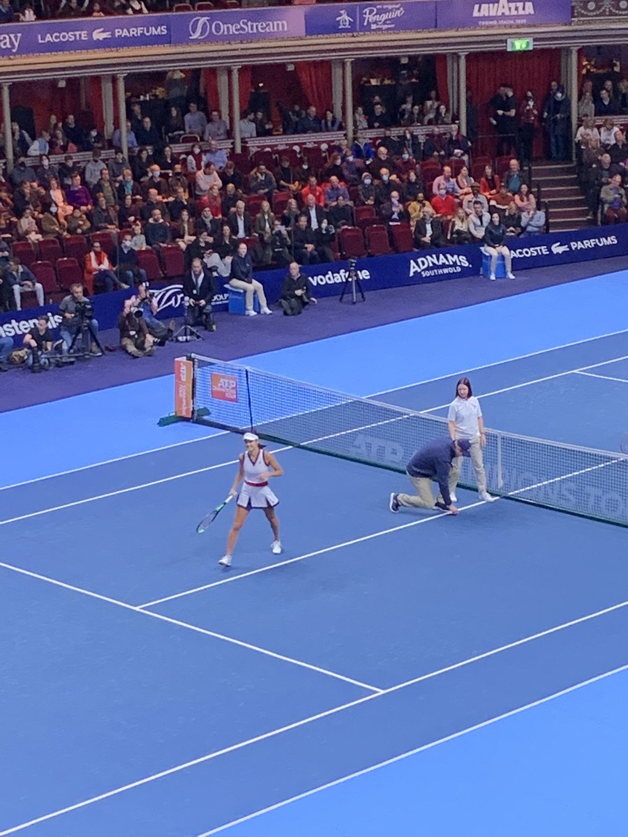 Marie Hobson tweet media