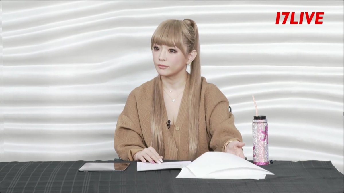 浜崎あゆみ (Ayumi Hamasaki) 2021/11/28 (11/28/2021) 手術を終え