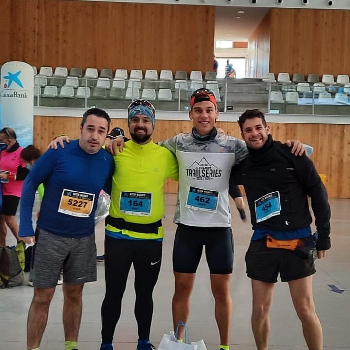 adriafort's tweet photo. Mitja marató ciutat de Tarragona 2021
Disfrutant-la per tercer any, amb la millor companyia possible!!! https://t.co/FePvxqL8uU