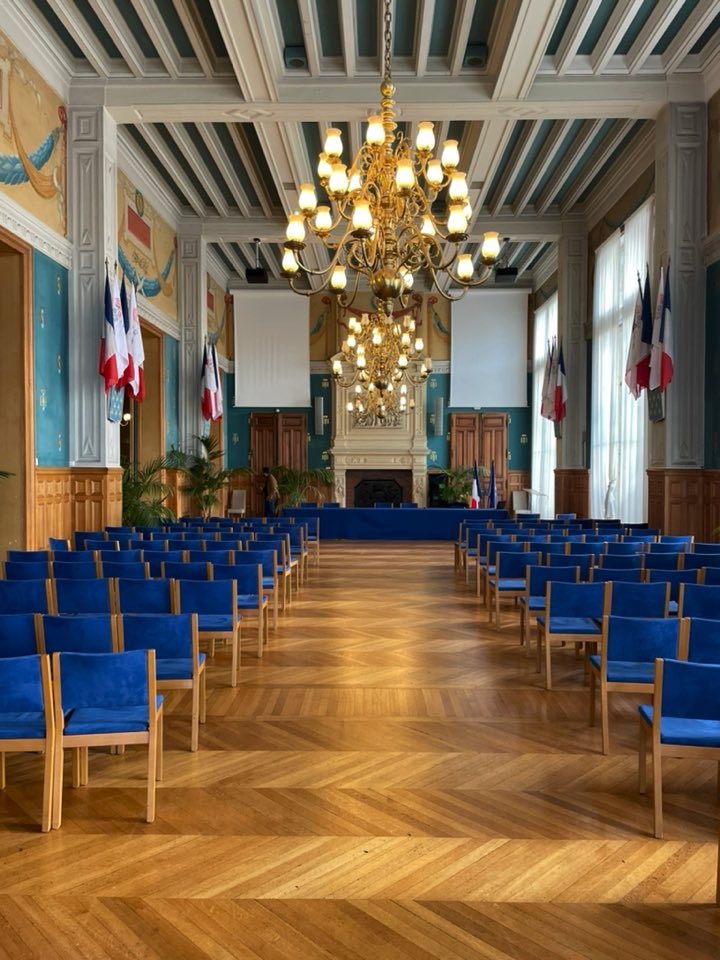 Giusti Jerome (@giustijerome) on Twitter photo Quelques minutes avant lâarrivĂ©e des futurs membres de la #cooperative des chauffeurs #VTC Ă la mairie de Saint-Denis <a href="/BENALIBrahim20/">Ben ali Brahim ┣</a> <a href="/tthevenoud/">Thomas ThĂ©venoud</a> @FatimaBellaredj <a href="/MathieuHanotin/">Mathieu Hanotin</a> <a href="/StephanTroussel/">StĂ©phane Troussel</a> Quelques minutes avant lâarrivĂ©e des futurs membres de la #cooperative des chauffeurs #VTC Ă la mairie de Saint-Denis <a href="/BENALIBrahim20/">Ben ali Brahim ┣</a> <a href="/tthevenoud/">Thomas ThĂ©venoud</a> @FatimaBellaredj <a href="/MathieuHanotin/">Mathieu Hanotin</a> <a href="/StephanTroussel/">StĂ©phane Troussel</a>