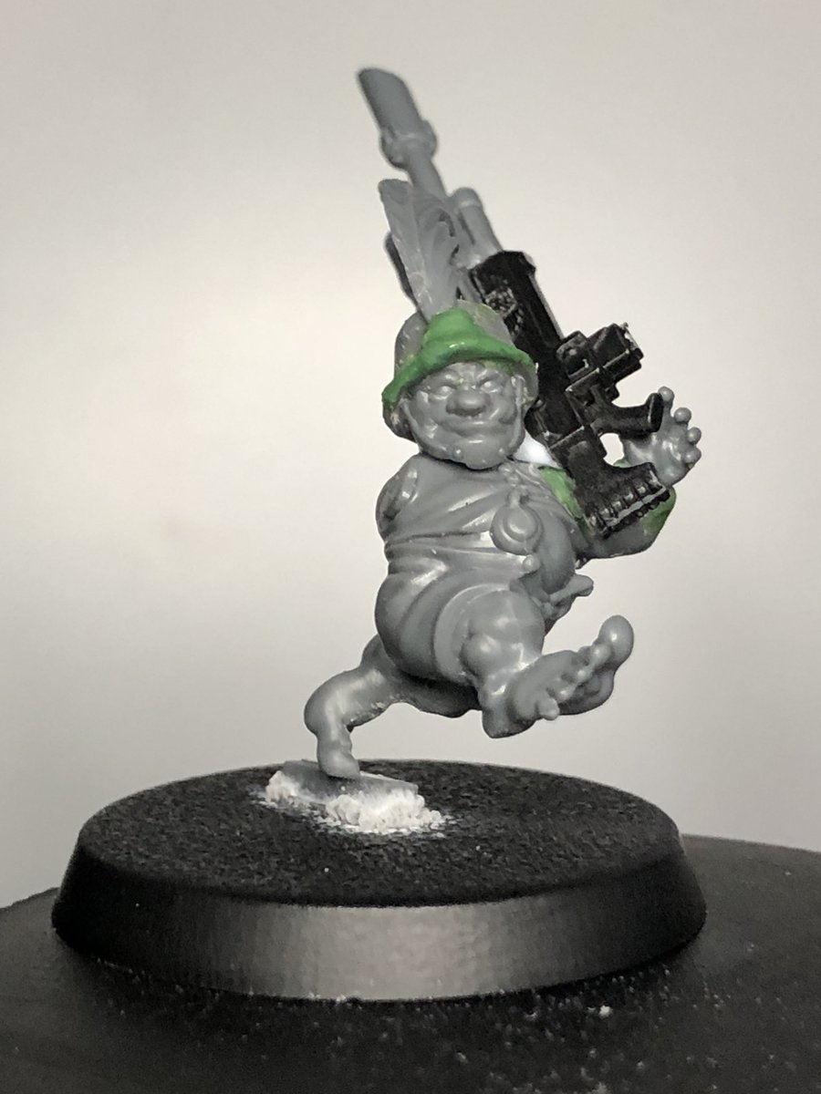 FancyKelvin's tweet photo. Noblevember is still happening, so one last jump back in!
#warhammercommunity #warhammer40k #warhammer40000 #gamesworkshop #wip #warhammerwip #hobbypainter #paintingwarhammer #miniaturepainting #painting40k #Astramilitarium #Noblevember #ventrillia #Ventrilliannobles #ratlings https://t.co/S2SDbLdECZ