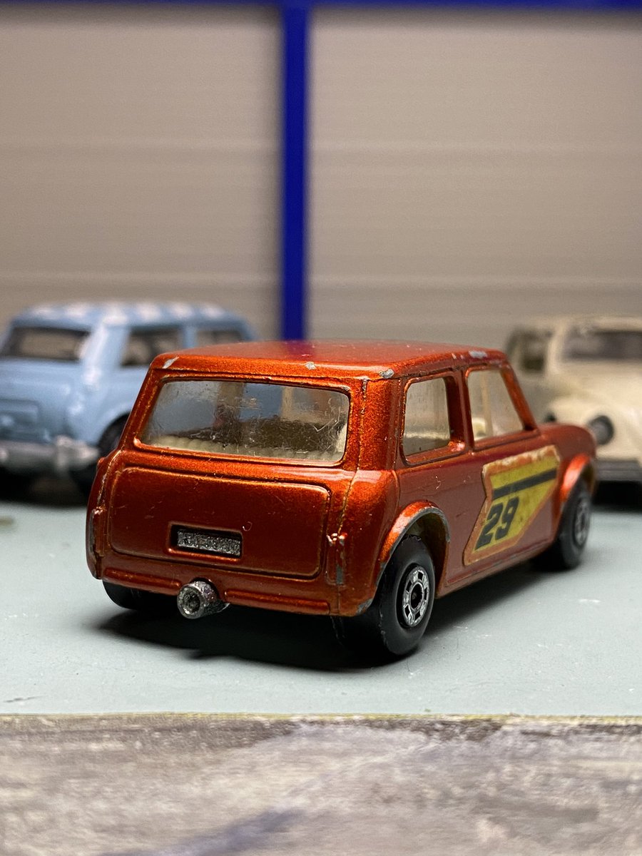 no16_industry's tweet photo. matchbox Racing Mini
1970年製　現行よりも若干大きめ。
センターマフラーはしっかり再現してますね。
#マッチボックス #ヴィンテージ #ミニカー #matchbox #racingmini #mattel #hotwheels https://t.co/Upi8mPSH7V