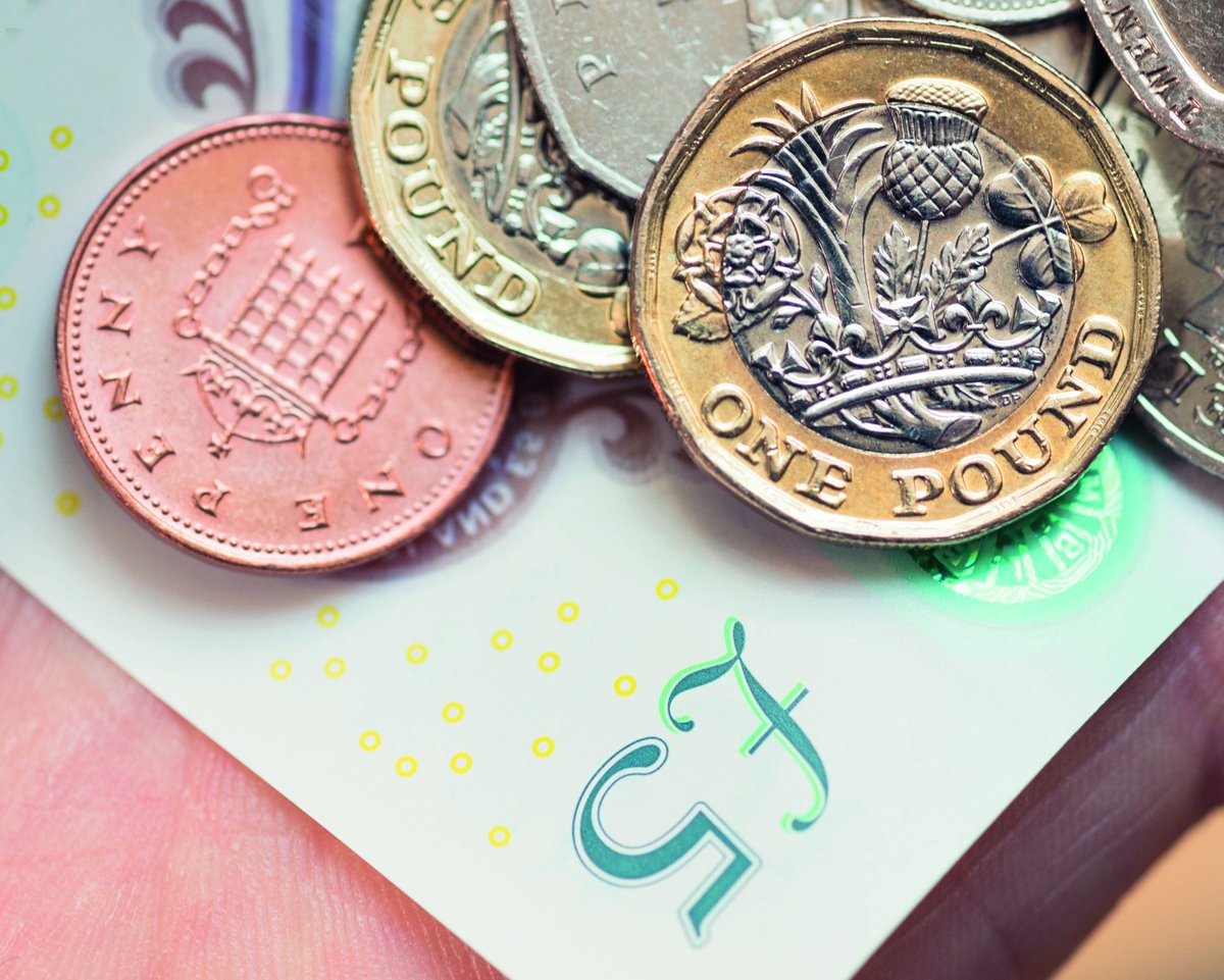 The essential factors to consider before you give credit to a customer #finance filerknapper.co.uk/resources/fact…