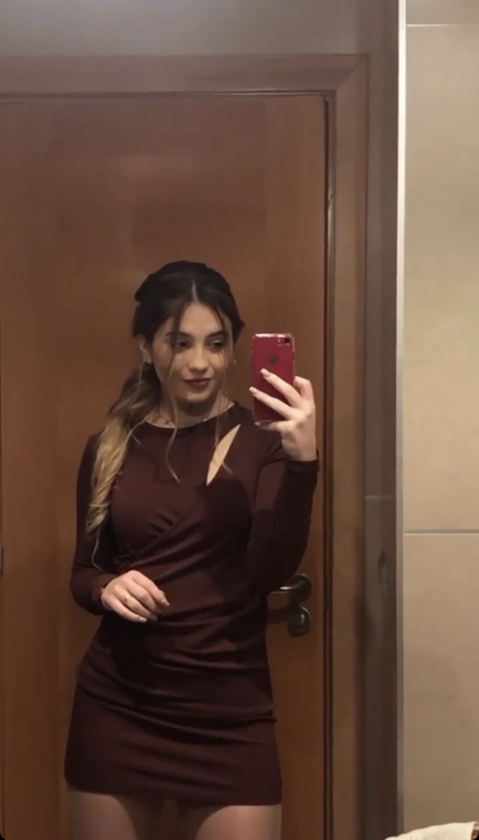 es increíble lo guapa que iba ayer esta mujer