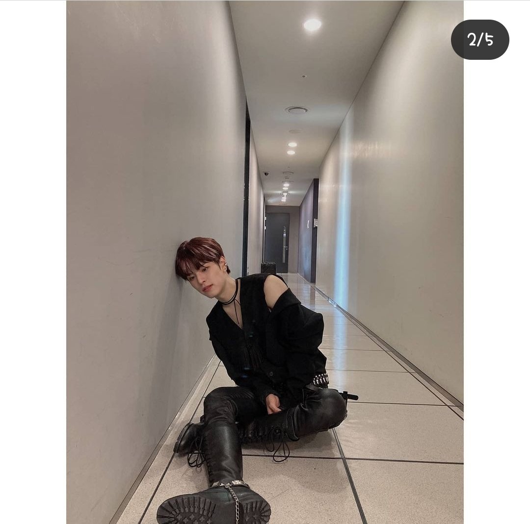 ZeyBlanche's tweet photo. Bu fotoğrafların hd halini atacağını söylemiştin. Ne zaman atacaksın? #StrayKidsComeback #straykids #Seungmin https://t.co/tv0kARoDTo
