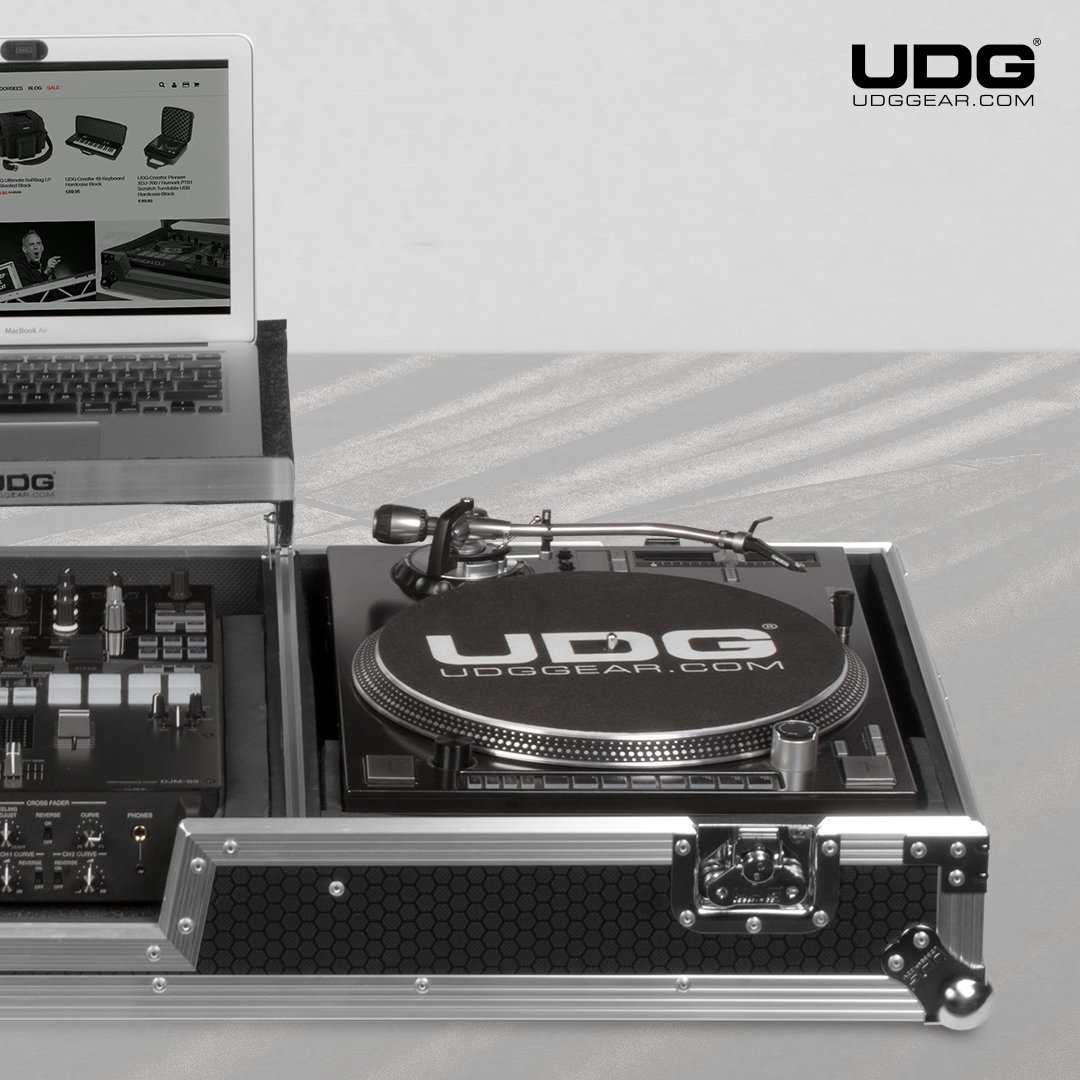 udggearcom's tweet photo. Protect your Battle Mixer &amp; Turntable with 9mm thick plywood and quality metal and aluminium parts

#UDG #UDGGEAR #UDGTokyo #UDGJapan #Deejay #DJLIFE #UDGonTheRoad #DJonTour #flightcase #denondj #flightcaseset #battlemixer #turntable #pioneerdj #djm #serato #rekordbox #traktordj https://t.co/gyLYNXAFXn