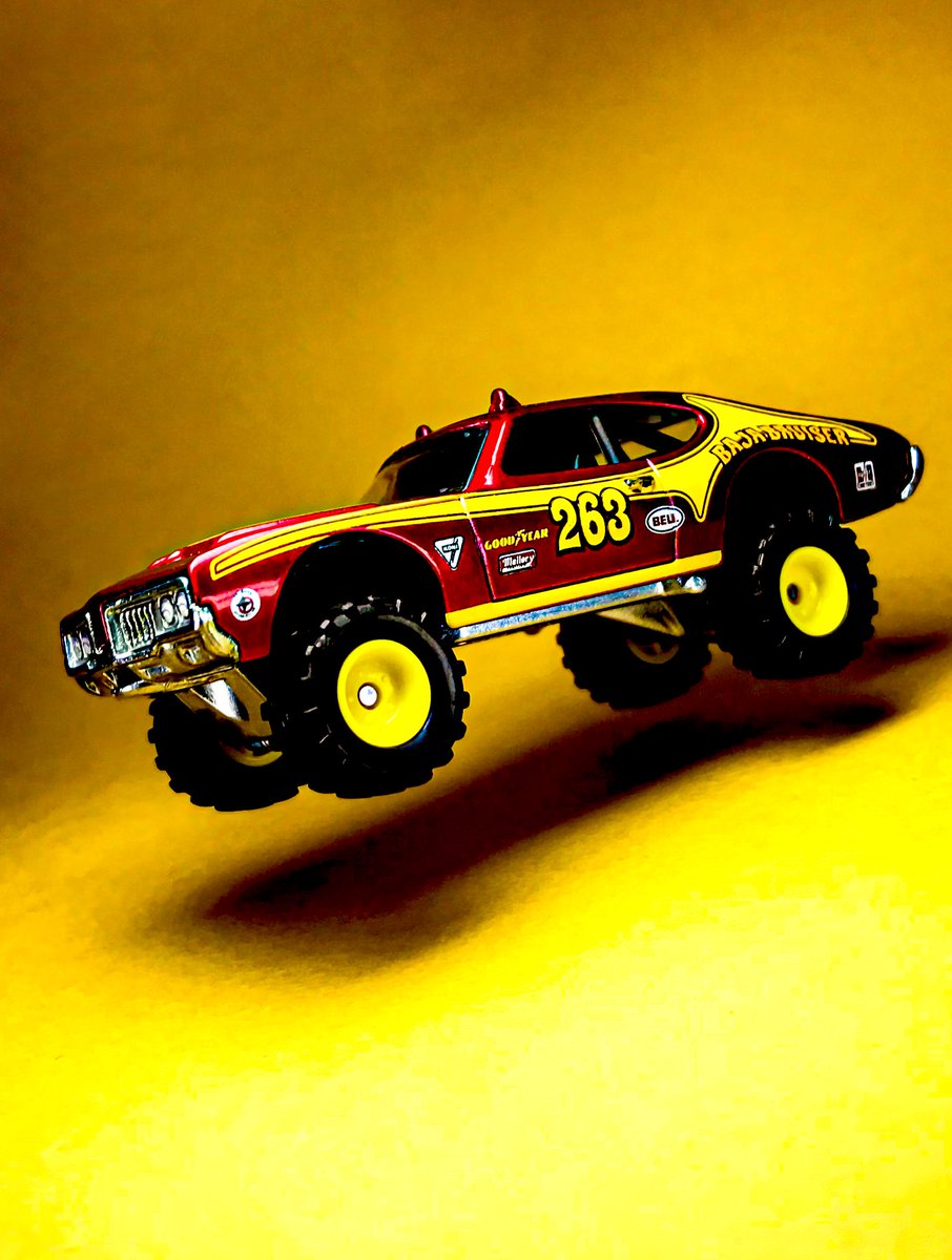 ToyCarBooster's tweet photo. Hot Wheels PREMIUM
‘70 OLDSMOBILE 442
#ホットウィール
#ミニカー https://t.co/JZ0sgQN3Yt
