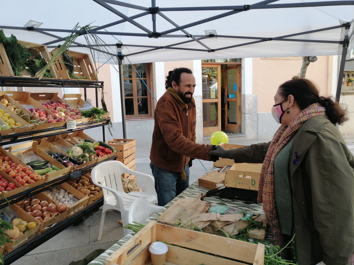 AgriculturaGOIB's tweet photo. La consellera Mae de la Concha ha assistit avui a la #Firademuntanya 2021 de Bunyola, tot una expressió de la cultura i gastronomia d'aquest poble. Desitgem bona fira a tothom! https://t.co/Cmq6pQEI2y