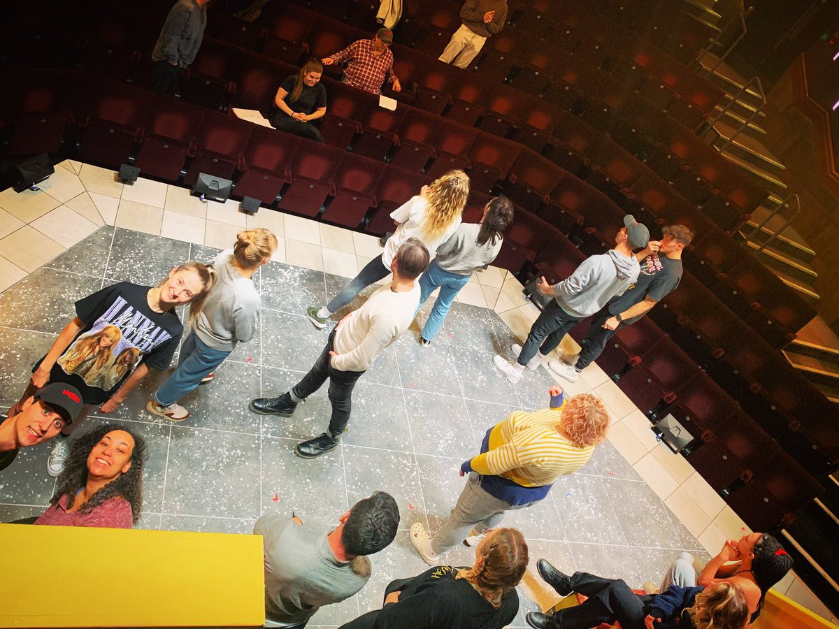 Kierbro's tweet photo. Look who’s back at Westerberg High for the day?!?! Living legend and hardest working stunner in showbiz @JodieSamSteele! The audience  @HeathersMusical are in for a right treat! ❤️💚💛💙 #Heathers #heathersmusical https://t.co/OY28QfEqu6