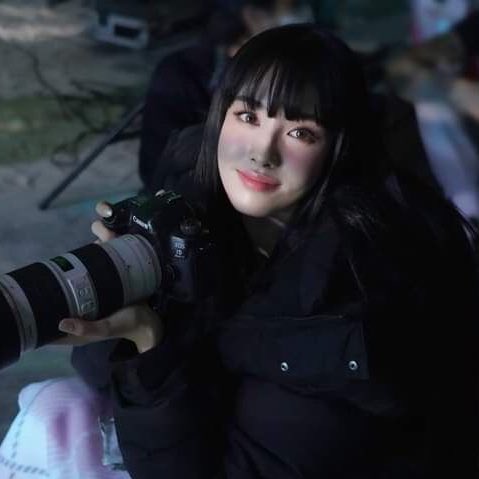 loopsjayoon's tweet photo. she looks a lot like yoon 😵‍💫 https://t.co/Hmt7Q83bf1