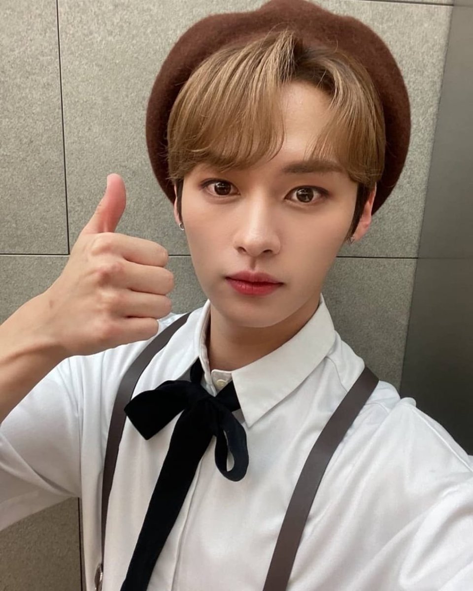 hynhnvs's tweet photo. I vote #straykids for Worldwide Fans' Choice Top 10 #MAMAVOTE https://t.co/LgkCXOddve