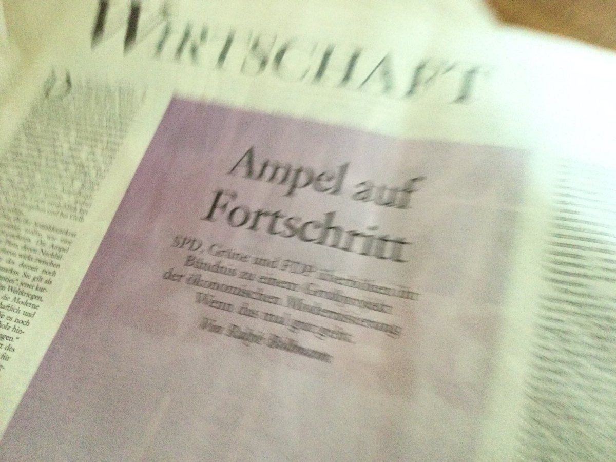 #Fortschritt oder Ganz so als gebe es ein Morgen: Die #Ampel entdeckt einen alten, sozialliberalen Begriff neu (als hätte es die ‚Kritik der Aufklärung‘ nie gegeben).