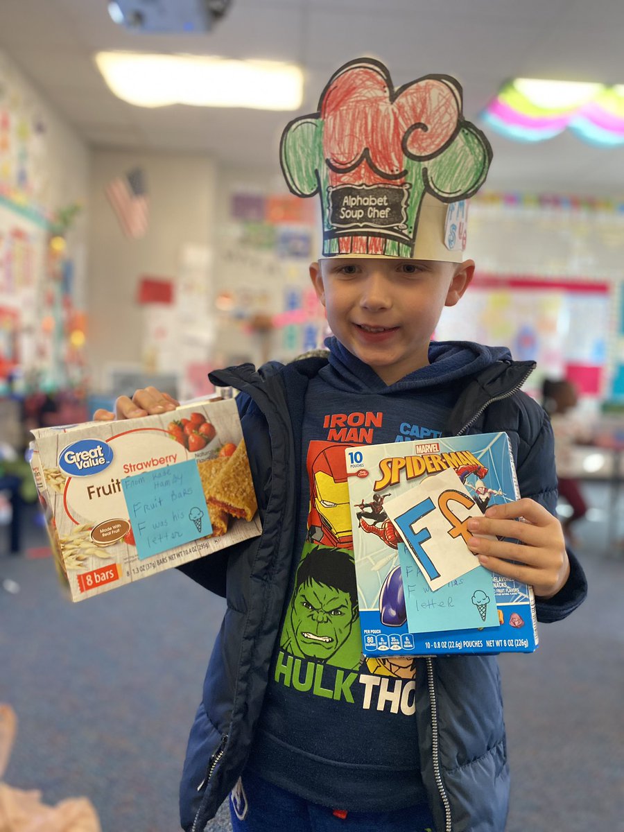 PrincipalWOOdy's tweet photo. It’s the season of giving and my heart was so full to see our littlest learners focus on giving back with their alphabet soup activity. Many donations given to our local food bank and countless lessons learned! #giving #abcsoup #monarchmentions #monarchmoments #monarchmakesamark https://t.co/Oq0Yp88UX8