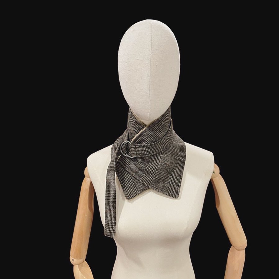 MiaSewing's tweet photo. DIY neck wrap scarf 🧣🧣🧣 Great sewing idea to sell or give as a gift | Step by step sewing tutorial
https://t.co/saENlAKT3W #sewing #diyscarf #handmade #scarf #wrapscarf https://t.co/fgyzVMDzUQ