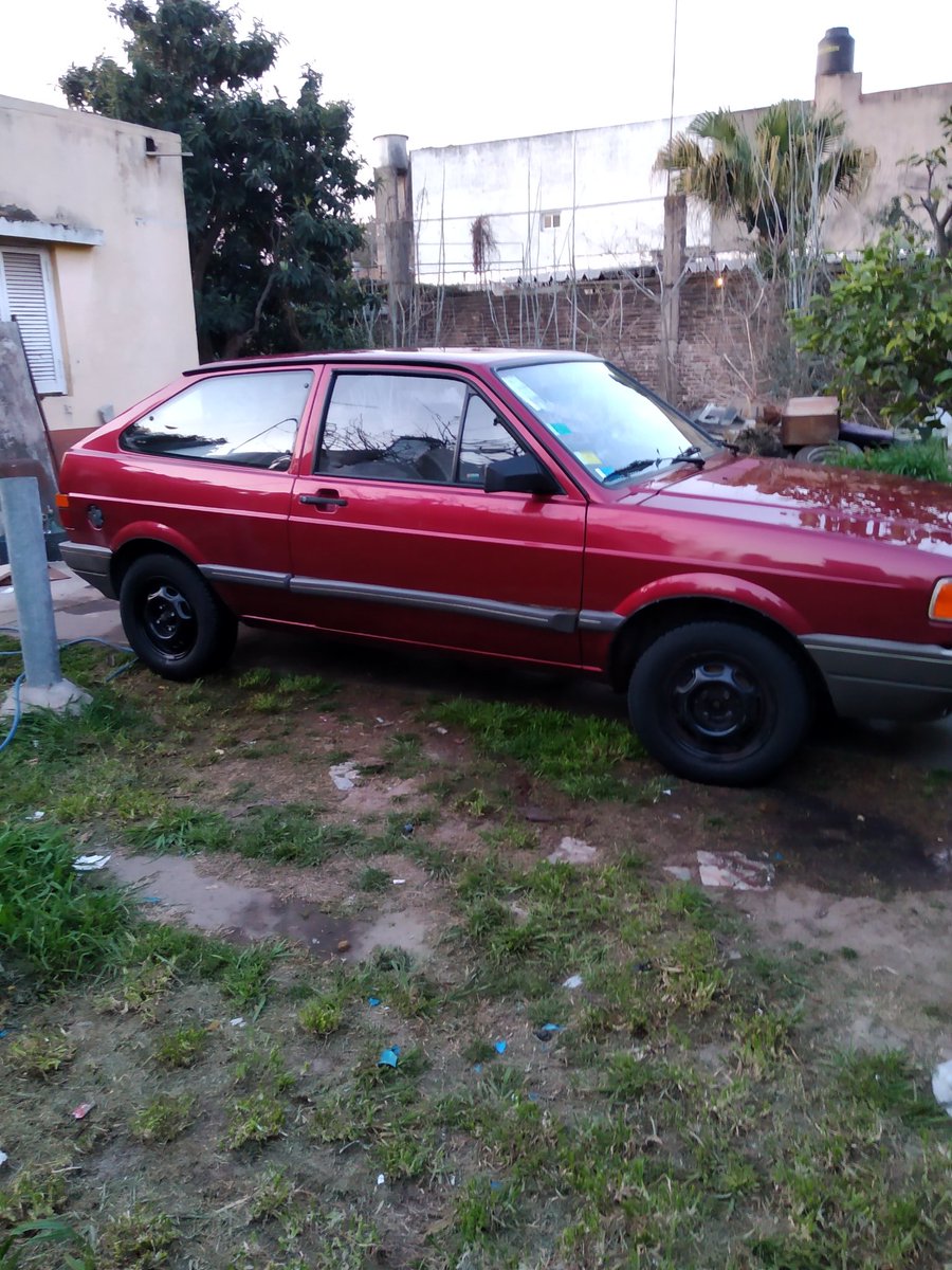 EmiCristofaroBj's tweet photo. Me robaron el auto anoche en plaza plate, patente SBU254, tiene un golpe chiquito en la tapa del baúl, por favor ayúdenme a difundir! https://t.co/ae34JKA48t